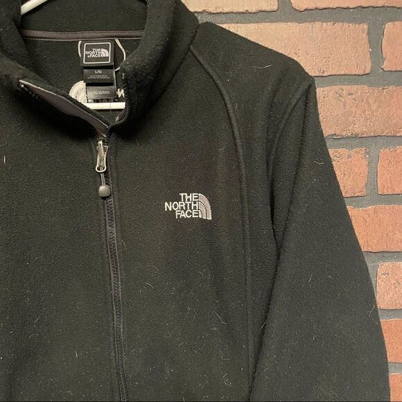 The North Face Womens Fleece Jacket - Picture 2 of 5